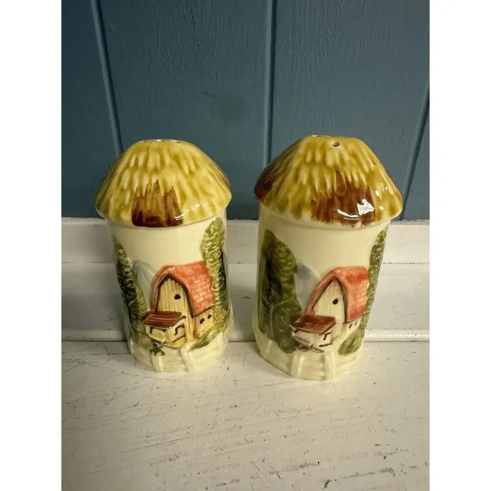 Marks & Rosenfeld Ceramic Barn Farmhouse Salt‎ and Pepper Shakers VTG Japan